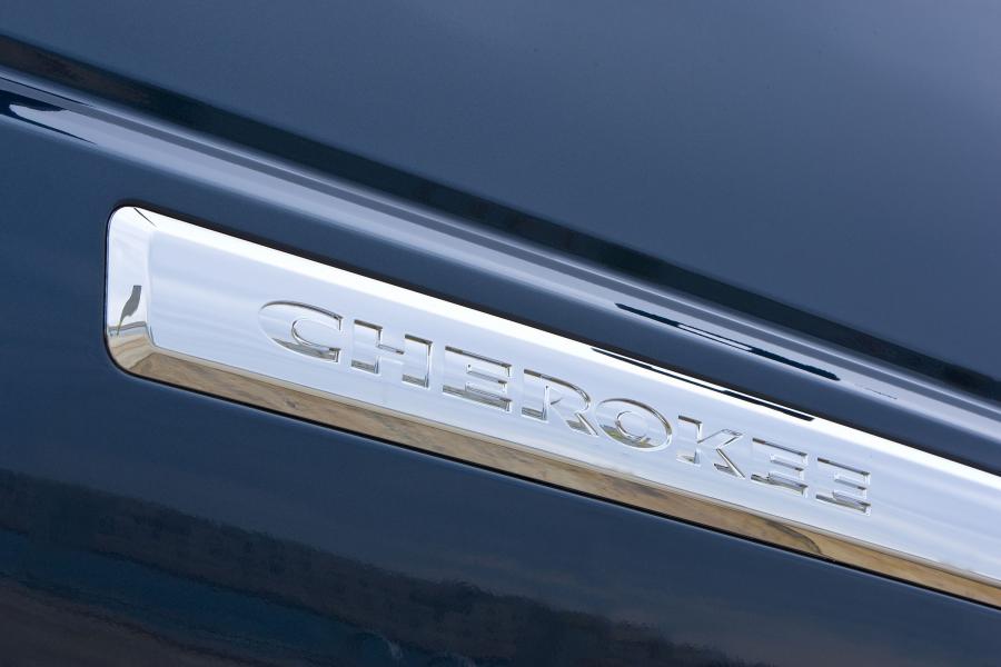  Jeep Cherokee 2008 года  (фото 52 из 161)